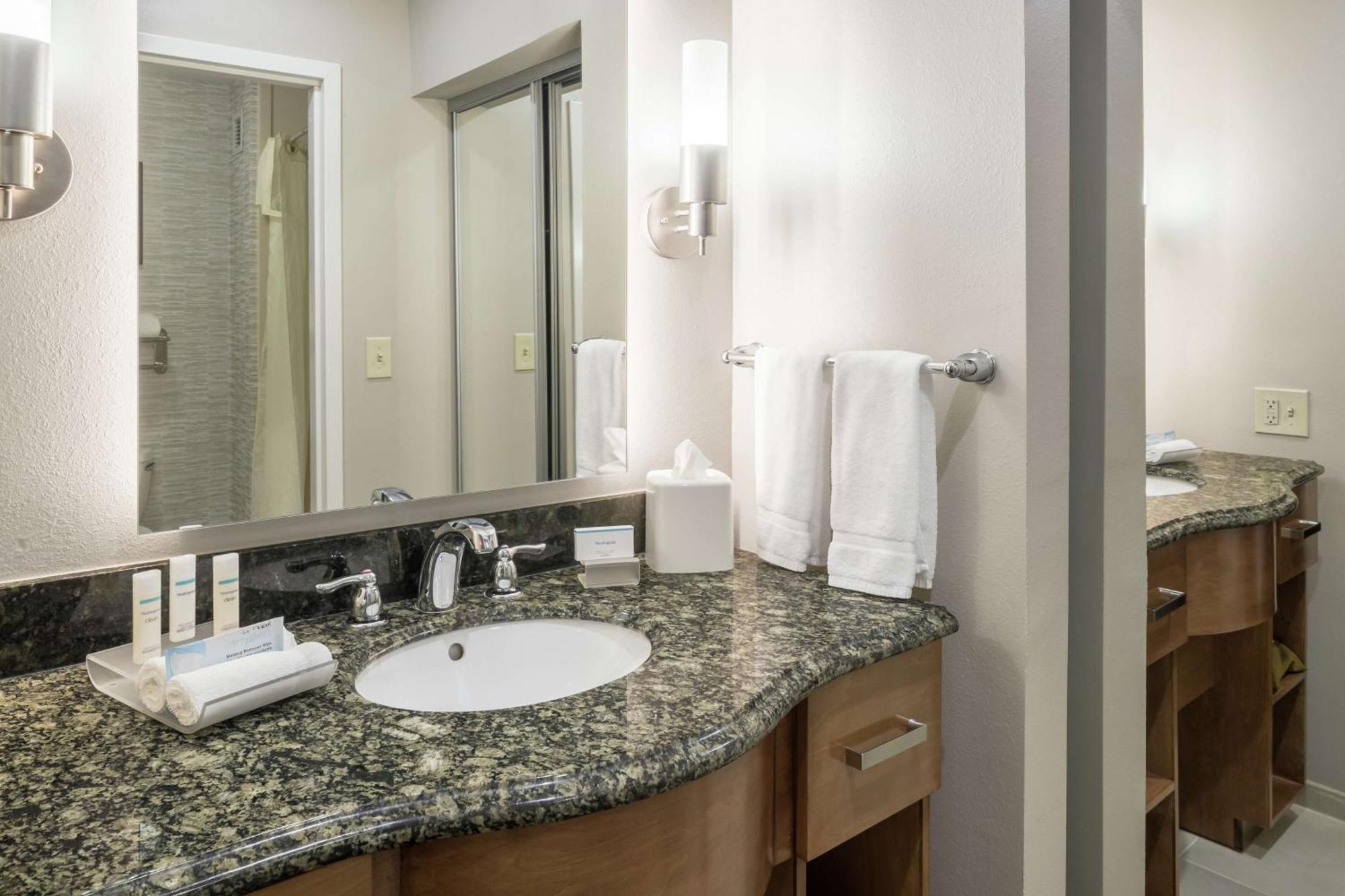 Homewood Suites By Hilton Cedar Rapids-North Exterior foto